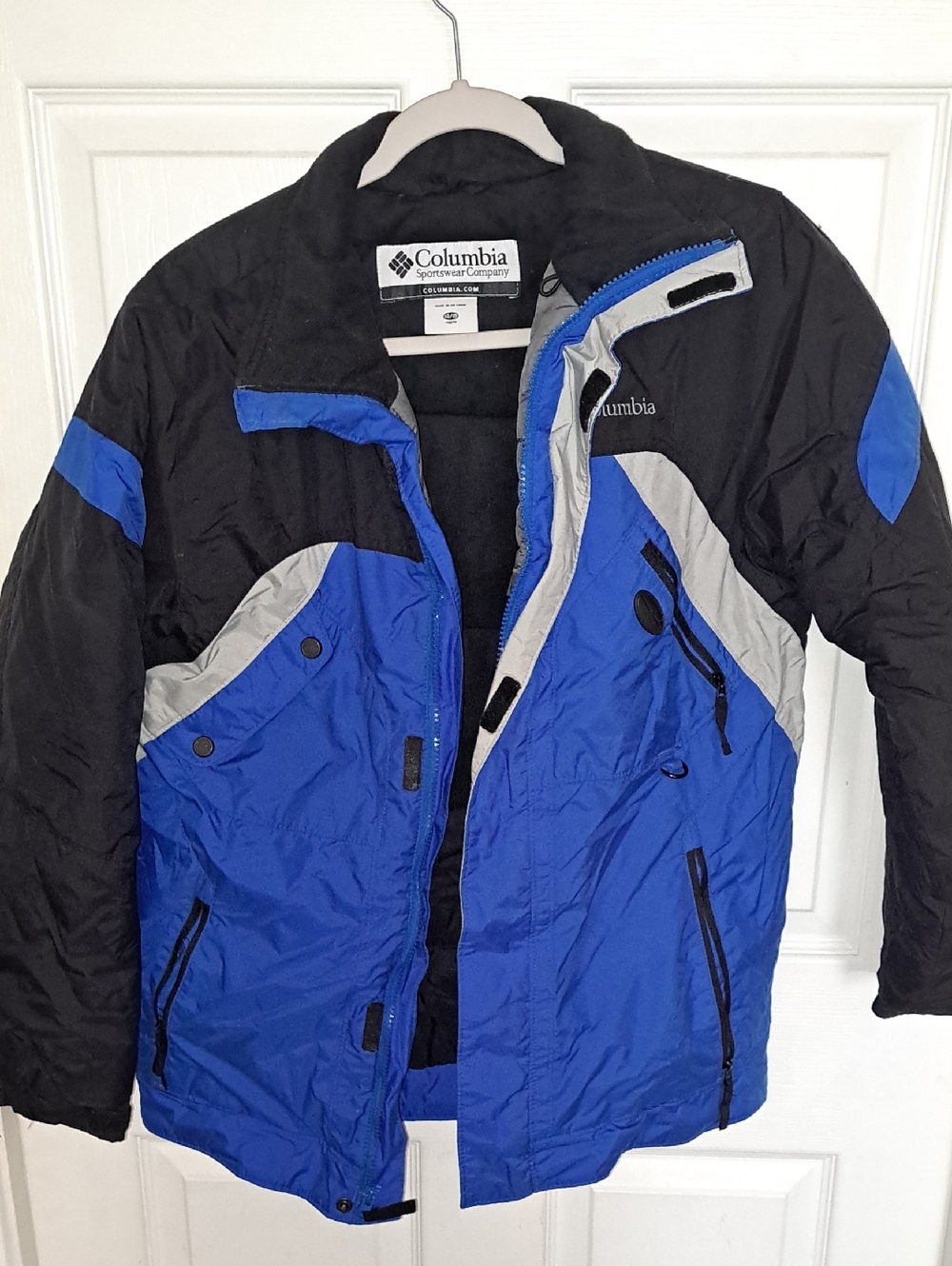 Columbia Black and Blue Ski Jacket with Gray Accents